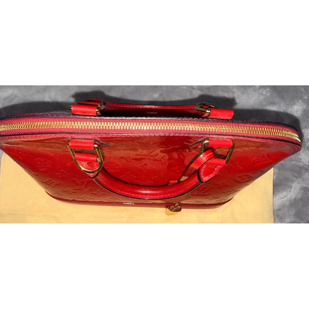 Louis Vuitton Alma PM Monogram Vernis Leather Red Pomme D'Amour FL4143 w/ COA - Picture 3 of 16